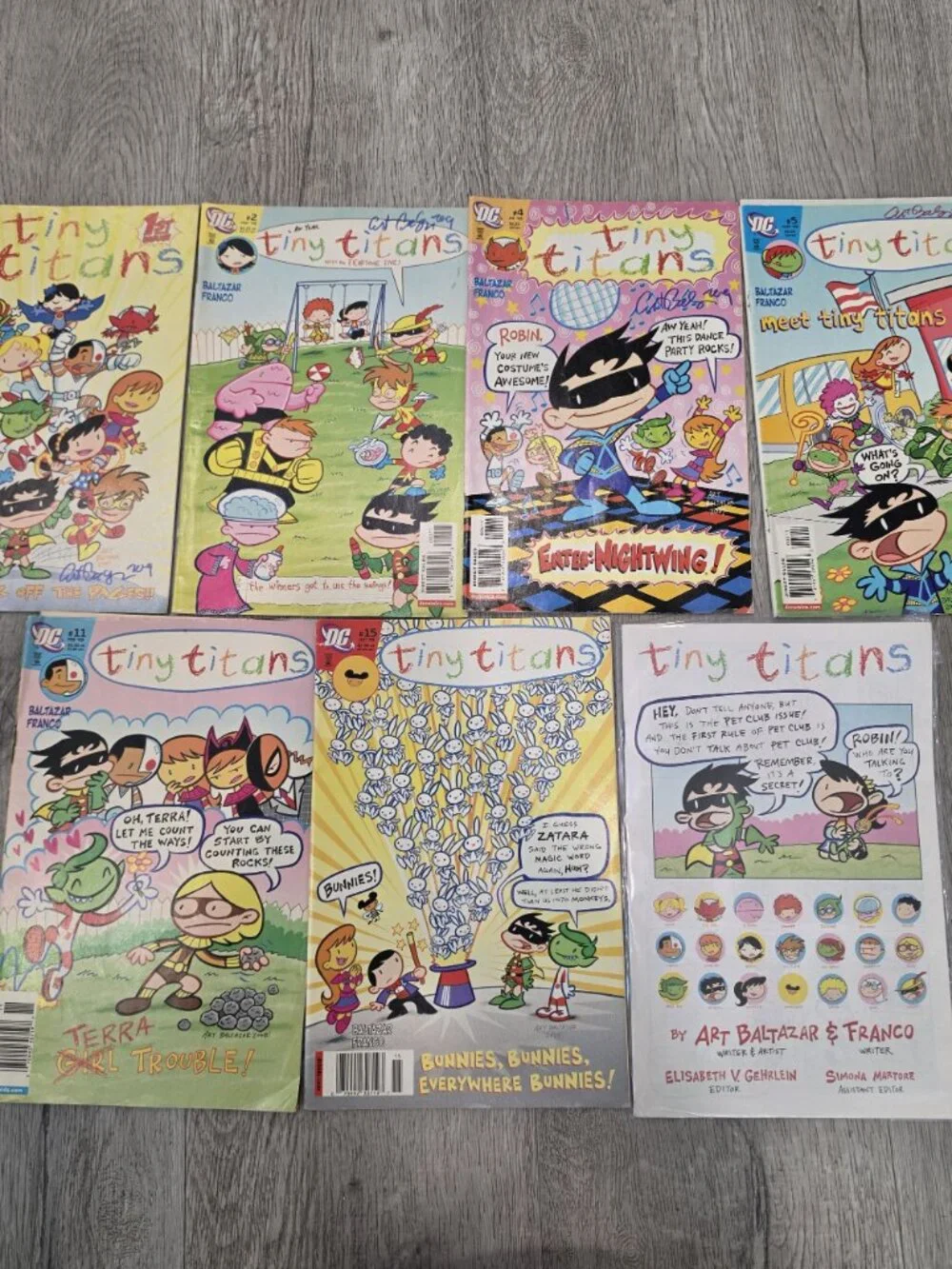 Tiny Titans Comic Lot Issues #2-5 & #11 Signed By Baltazar DC Comics 2008-2009